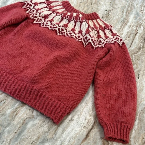Hand Knit Sweater - Picture 4 of 10
